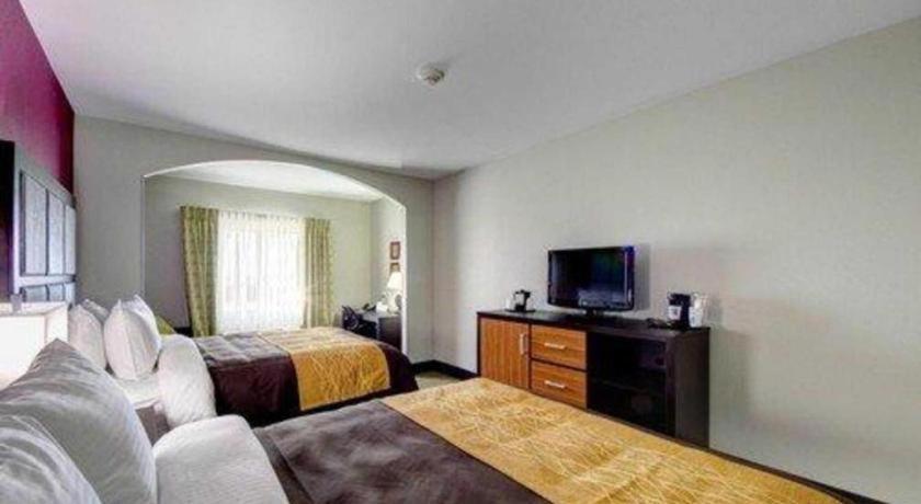 컴포트 인 앤 스위트 털사 I-44 웨스트 - Rt 66 호텔 Oakhurst 외부 사진